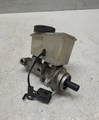 Mazda 626 Master brake cylinder