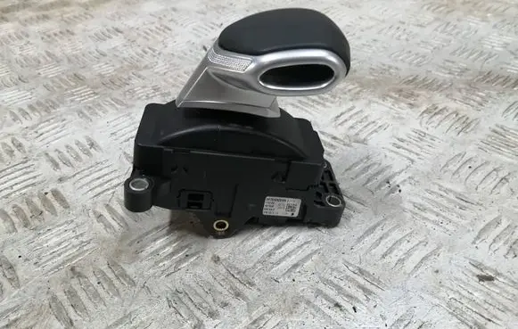 Renault Captur II Gear shifter/selector 341040024R 170720 091558