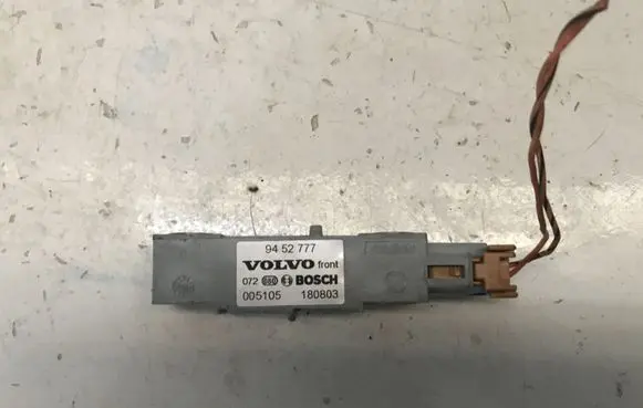 Volvo S80 Airbag deployment crash/impact sensor 9452777 180803
