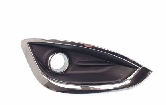 Chrysler Pacifica Front fog light trim/grill