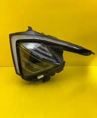 KIA Sportage Headlight/headlamp 92101R2100
