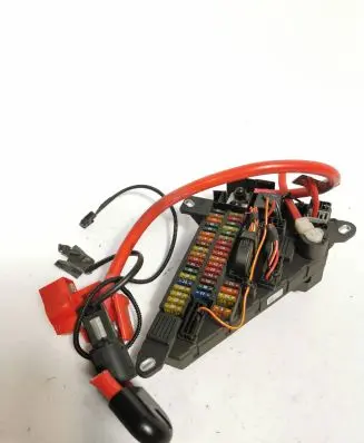 BMW 5 E60 E61 Fuse module 6906618 518956024