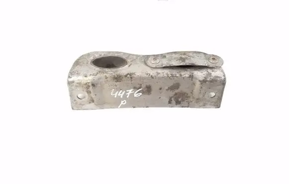 Mercedes-Benz GLA W156 X156 Muffler mount bracket/holder A2464900040
