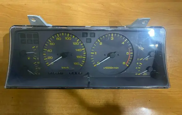Jeep Cherokee Speedometer (instrument cluster) 2481022J05 11020RB6900