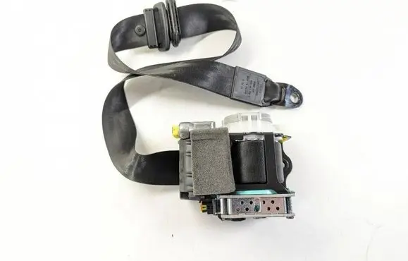 Audi A5 8T 8F Front seatbelt 3066322 0715H2E2T2