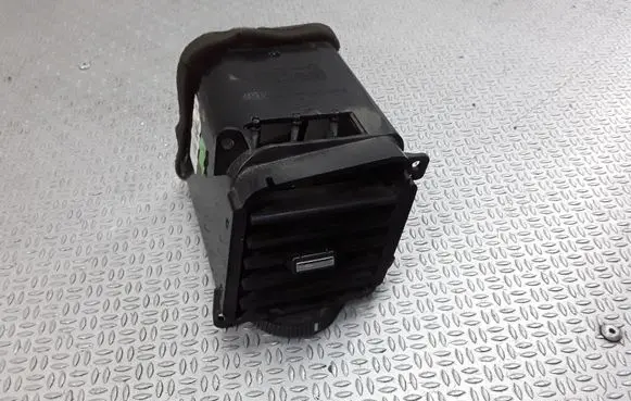SsangYong Kyron Dashboard side air vent grill/cover trim