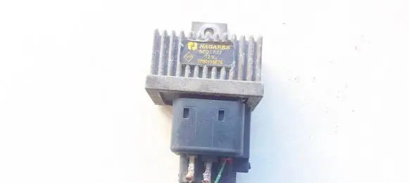 Renault Megane I Glow plug pre-heat relay 7700115078