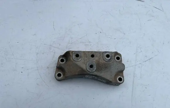 Volkswagen PASSAT B8 Gearbox mounting bracket 3Q0199117