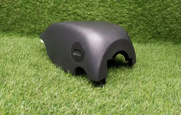 Steering wheel column trim
