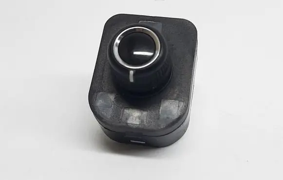 Audi A4 S4 B8 8K Wing mirror switch 8K0959565C