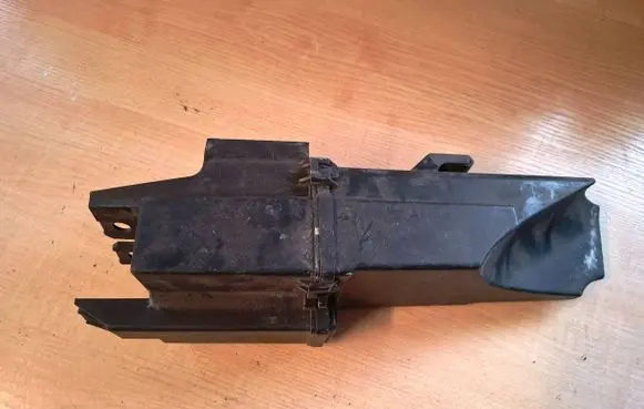Peugeot 207 Intake resonator 9654626080