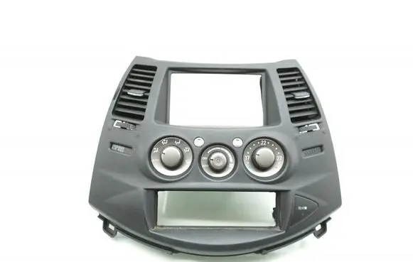 Mitsubishi Grandis Climate control unit 7820A071