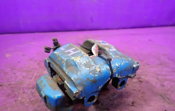 BMW 3 E36 Rear brake caliper