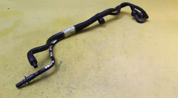 Audi A8 S8 D4 4H Vacuum line/pipe/hose 06E133790AA