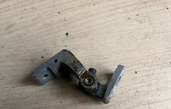 Audi A6 S6 C5 4B Rear door upper hinge 4B0833402B