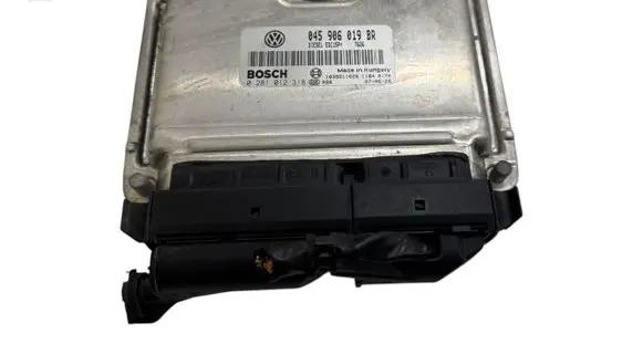 Skoda Fabia Mk2 (5J) Engine control unit/module 045906019BR 1039S11626 0281012318