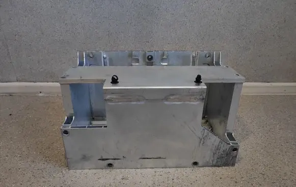 Battery box tray