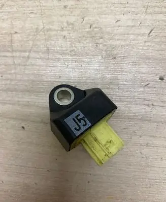 Toyota C-HR I Airbag deployment crash/impact sensor 89173f4010