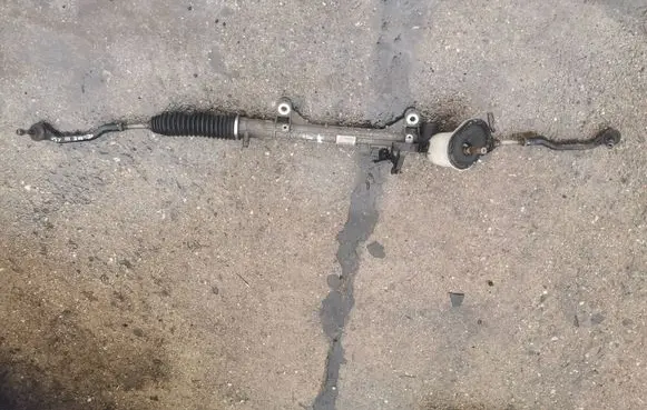 Renault Megane III Steering rack 490017022R