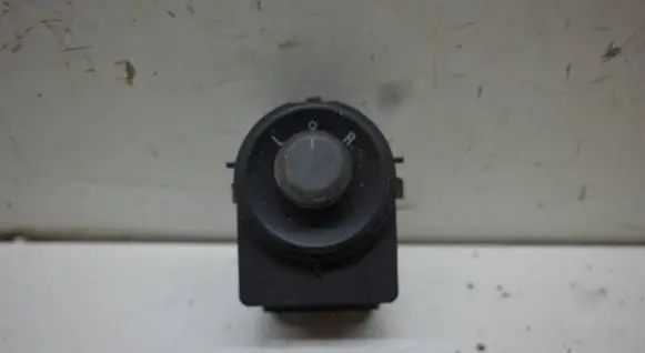Opel Insignia A Wing mirror switch 13271827