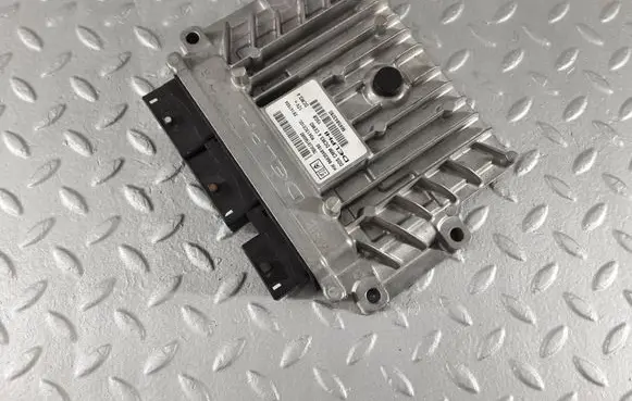 Citroen C5 Engine control unit/module ECU 9665843280 9663548180