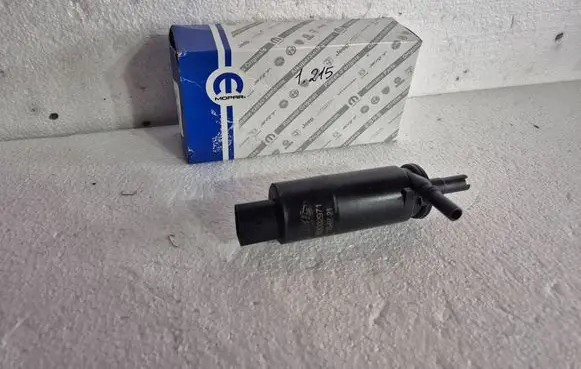 Jeep Grand Cherokee Headlight washer pump 89032971 68144008AA