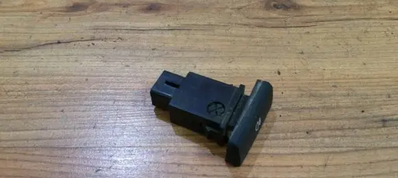 Fog light switch