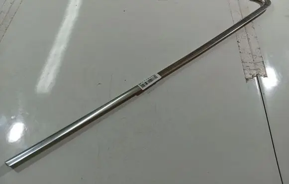 Audi A6 S6 C6 4F Front door glass trim molding 