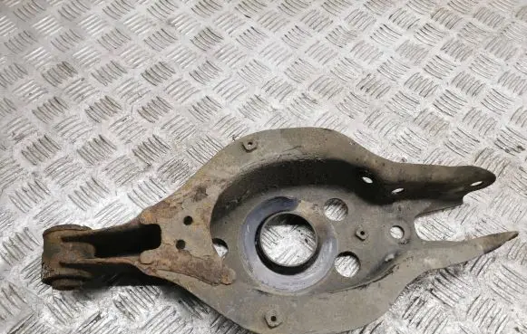 Lexus IS III XE30 Rear upper control arm/wishbone