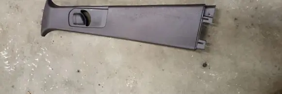 Jeep Grand Cherokee (B) pillar trim (top) 1GT13LU5AF