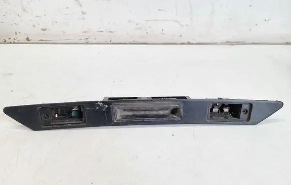 Volkswagen PASSAT B6 Tailgate trunk handle 8P48275743FZ