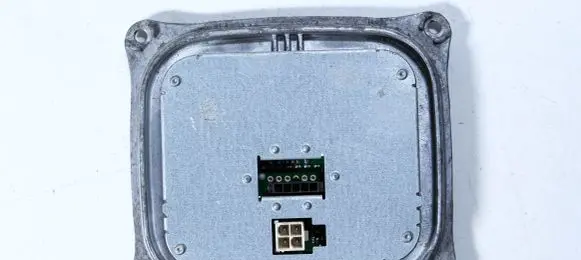 Audi A4 S4 B8 8K Headlight ballast module Xenon 8K0907472A
