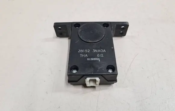 Nissan Leaf I (ZE0) Alarm system siren 281523NA0A G330508A