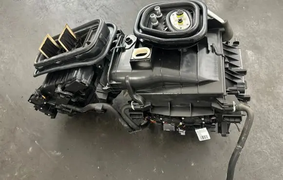 Volvo XC60 Interior heater climate box assembly P32226095 00416319