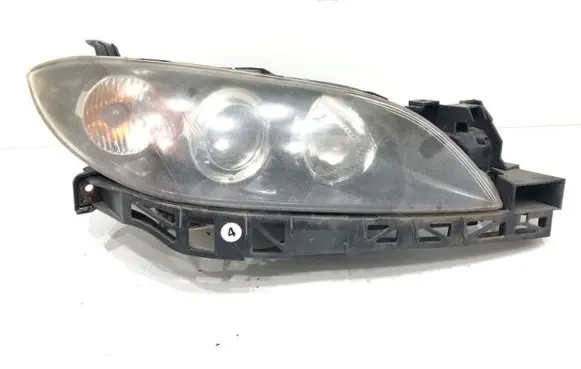 Mazda 3 II Headlight/headlamp