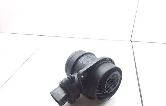 Volkswagen PASSAT B6 Mass air flow meter 038906461B 0281002531