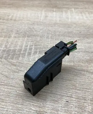 Mercedes-Benz E W211 Plug wire 2105450703