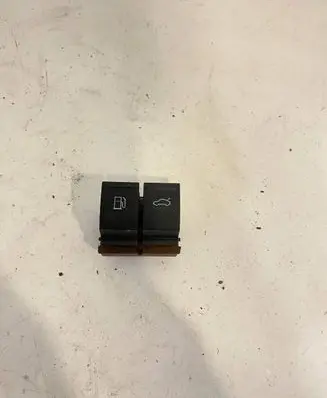 Volkswagen PASSAT B6 Fuel tank opening switch 3C0959903B