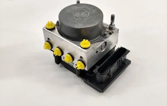 Suzuki SX4 ABS Pump 5611080J20 0265800708 0265232089