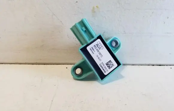 Audi S5 Facelift Airbag deployment crash/impact sensor 8K0955557C