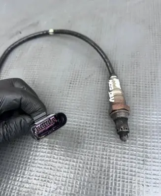 Volkswagen Arteon Lambda probe sensor 05L906262B 6N0973805