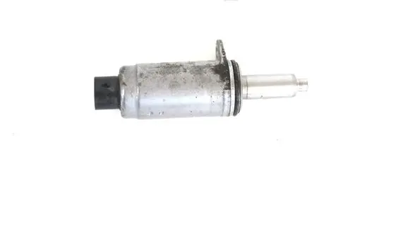 Mercedes-Benz E W212 Camshaft vanos timing valve 06E103697H
