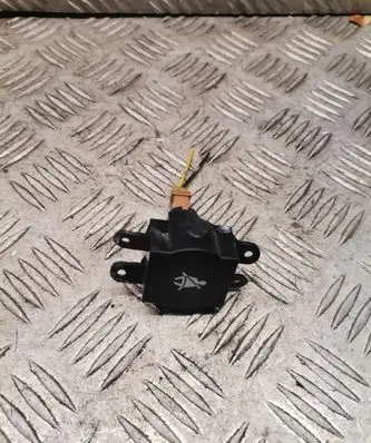 Nissan Pathfinder R51 Seat belt warning relay 