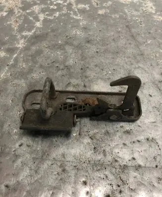 Volkswagen Golf V Engine bonnet/hood lock/latch loop/hook 1K0823480BILI 1K0823480