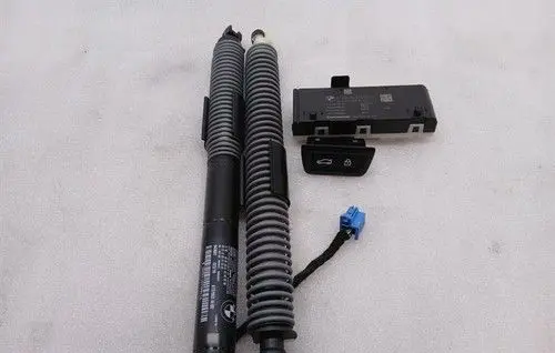 BMW M5 F90 Tailgate/trunk strut/damper 8737952