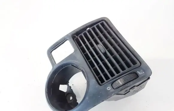 Volkswagen Golf IV Dash center air vent grill 1j1815715a