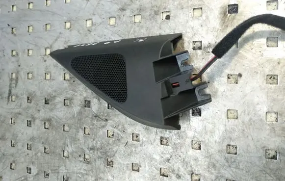 Volkswagen PASSAT B6 Subwoofer speaker