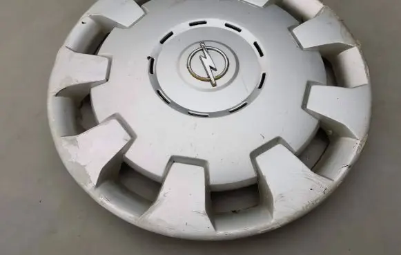 Opel Astra G R15 wheel hub/cap/trim 00461060860 24413155