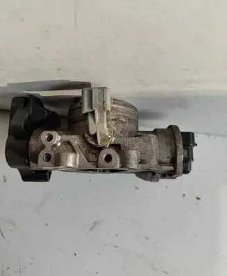 Renault Clio II Throttle valve H873633
