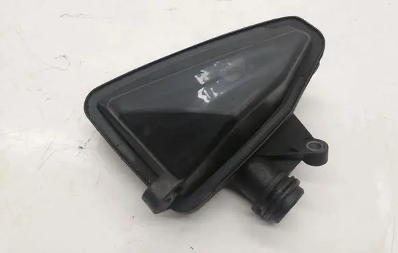 Mercedes-Benz R W251 Vacuum air tank 6421400087